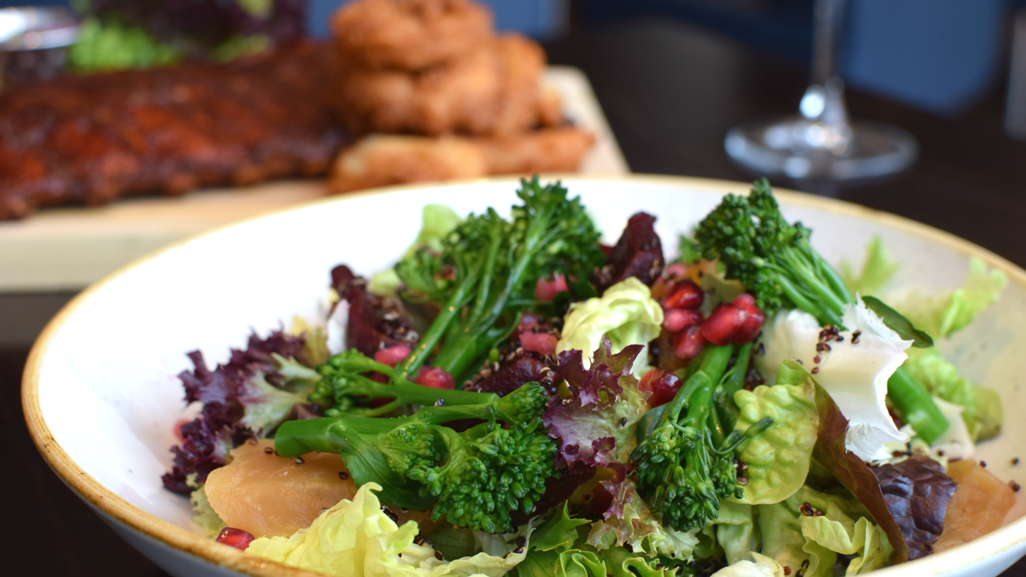 docksider restaurant near excel london aloft hotel